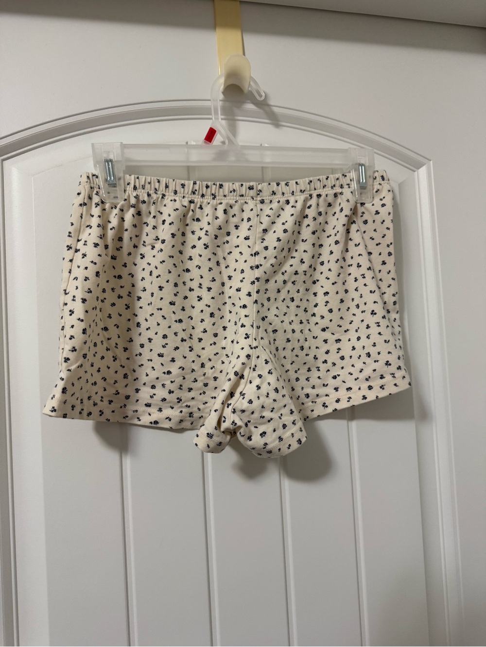 Brandy Melville Cream Printed Cotton Boxer Shorts - Small Floral